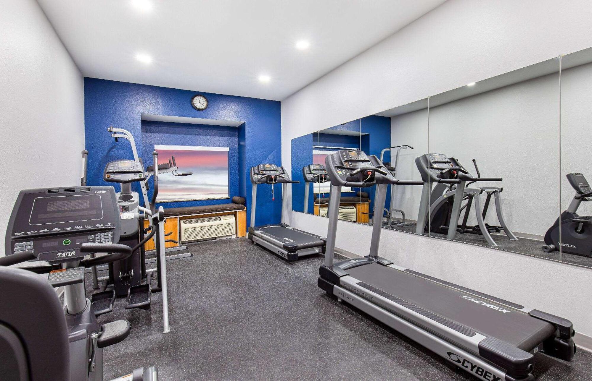 Microtel Inn And Suites By Wyndham Opelika Luaran gambar
